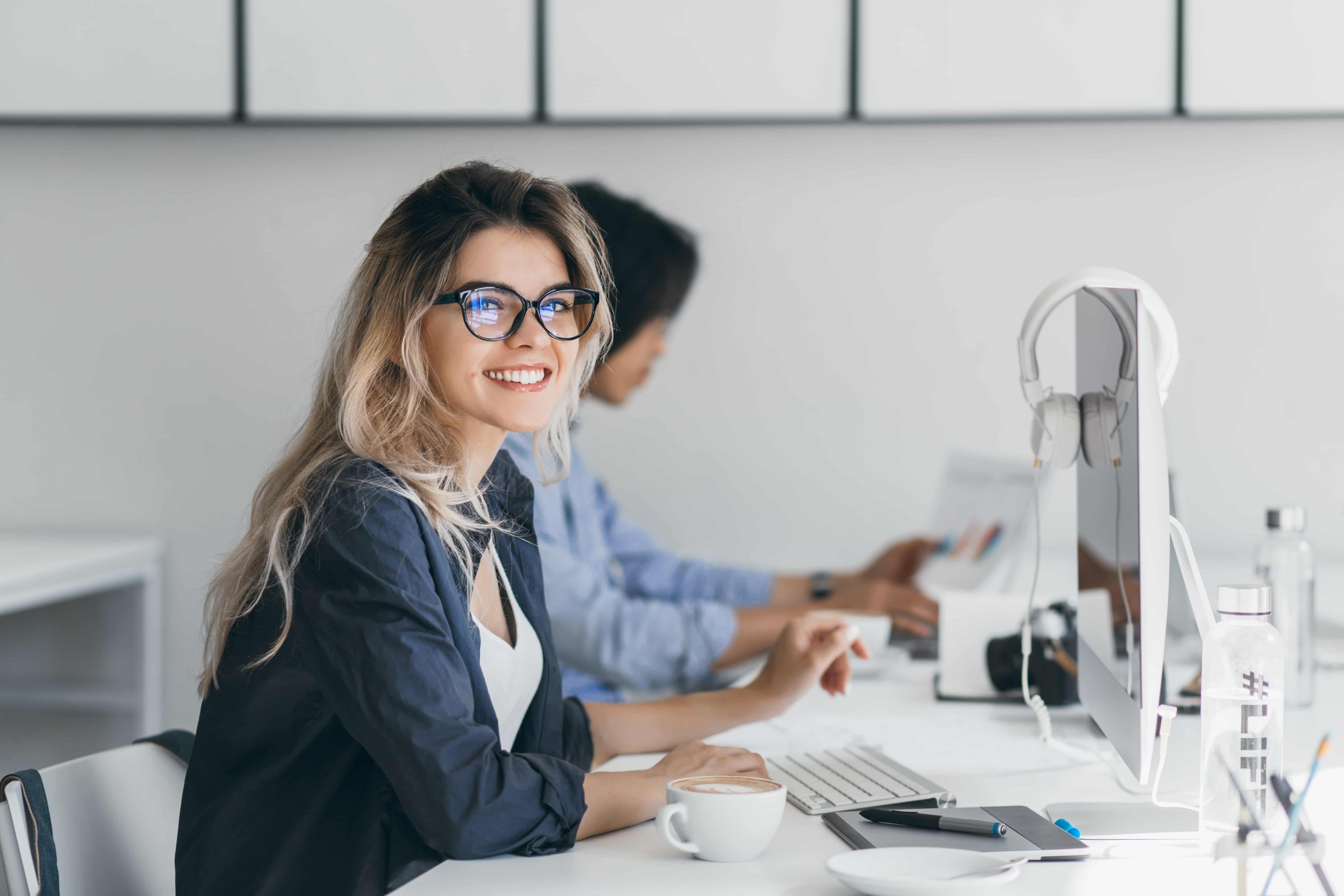 Office chick got other skills aside from her office skills