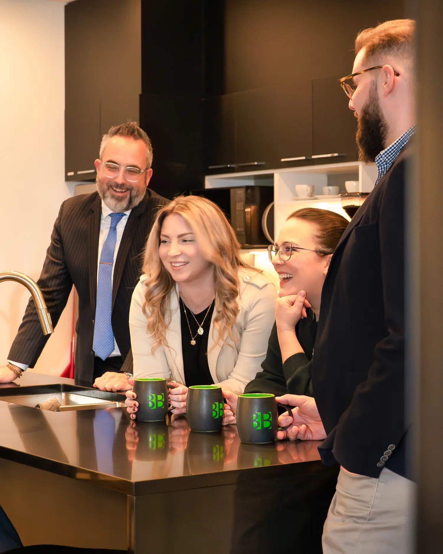 Des rencontres amicales à la cuisine.