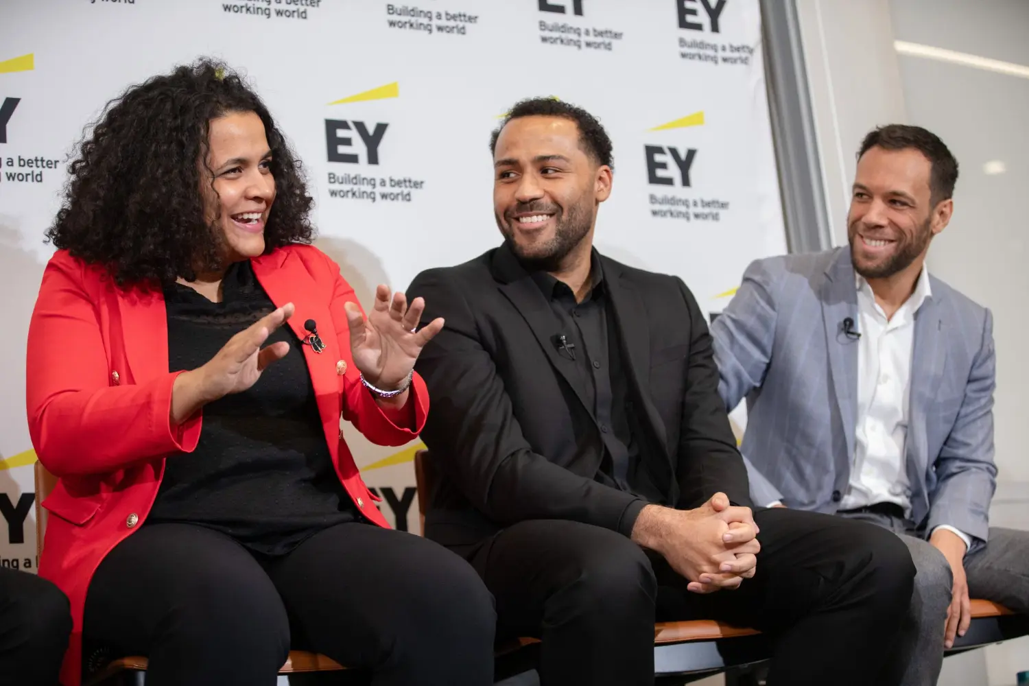 EY inclusive teams inspire, innovate, challenge and form lasting connections.