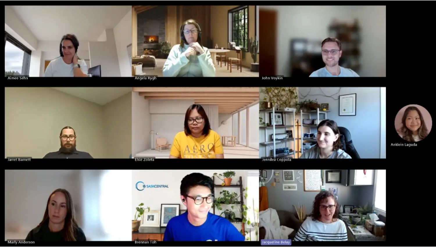 Employees tuned in and engaged, exploring our new recognition platform to celebrate and appreciate each other.