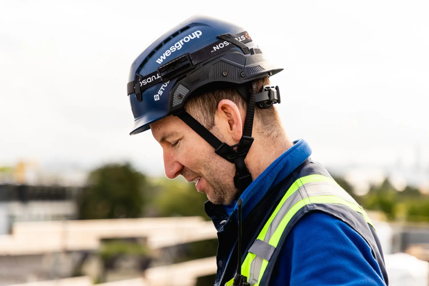 Wesgroup Construction employee wearing our new industrial safety helmet embedded with advanced protection technologies.