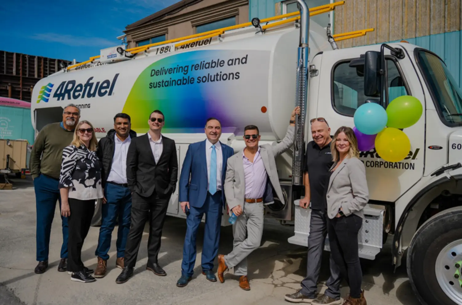 The 4Refeul team celebrates the Grand Opening of one our new locations.