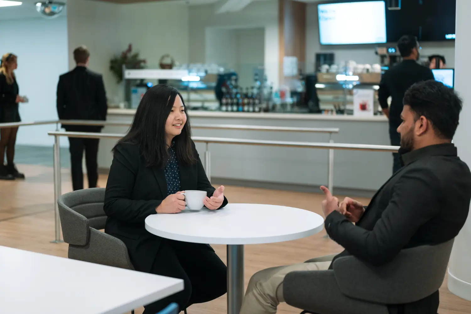 Fidelity Canada offers an on-site subsidized cafe with breakfast and lunch options, and unlimited beverages