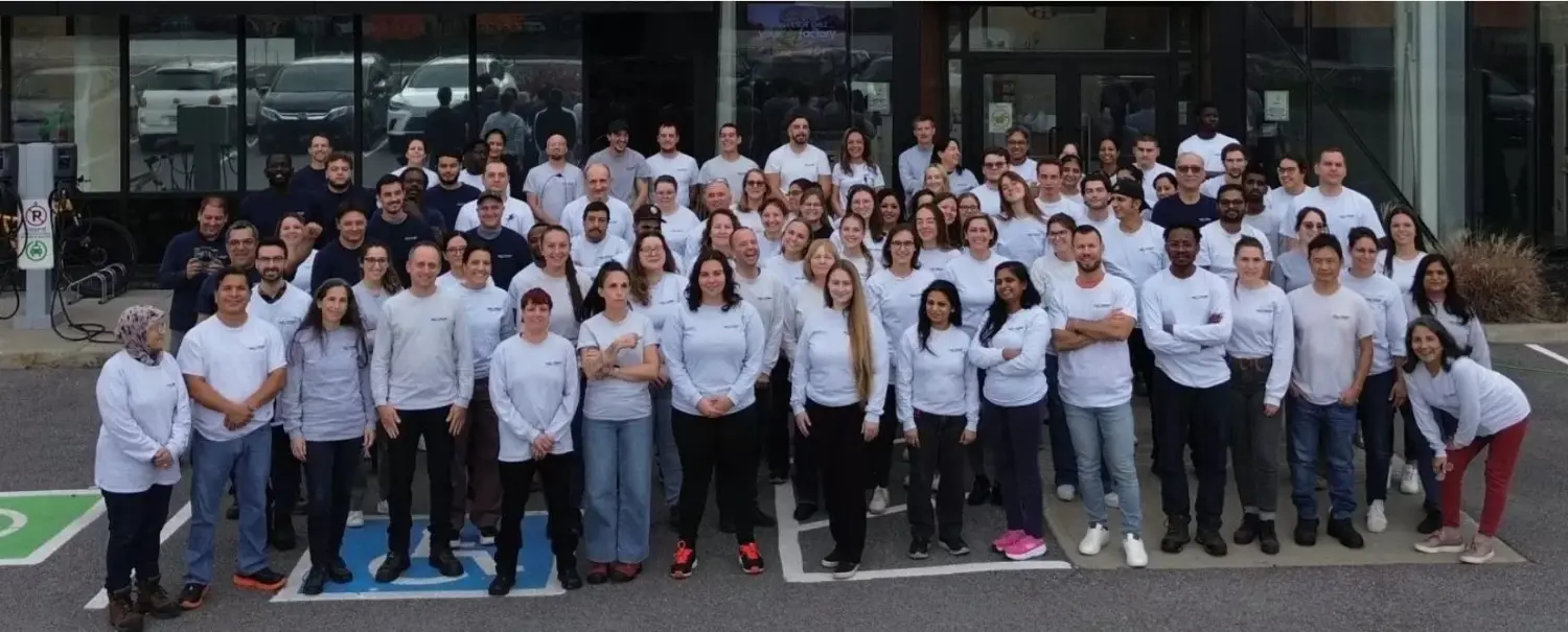 Notre équipe jeune et dynamique compte plus de 140 personnes issues de plus de 30 nationalités différentes.