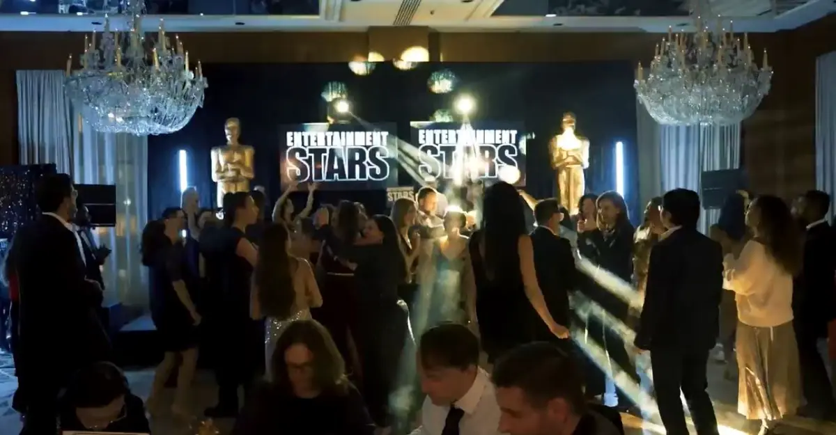 Holiday Party, Oscars theme