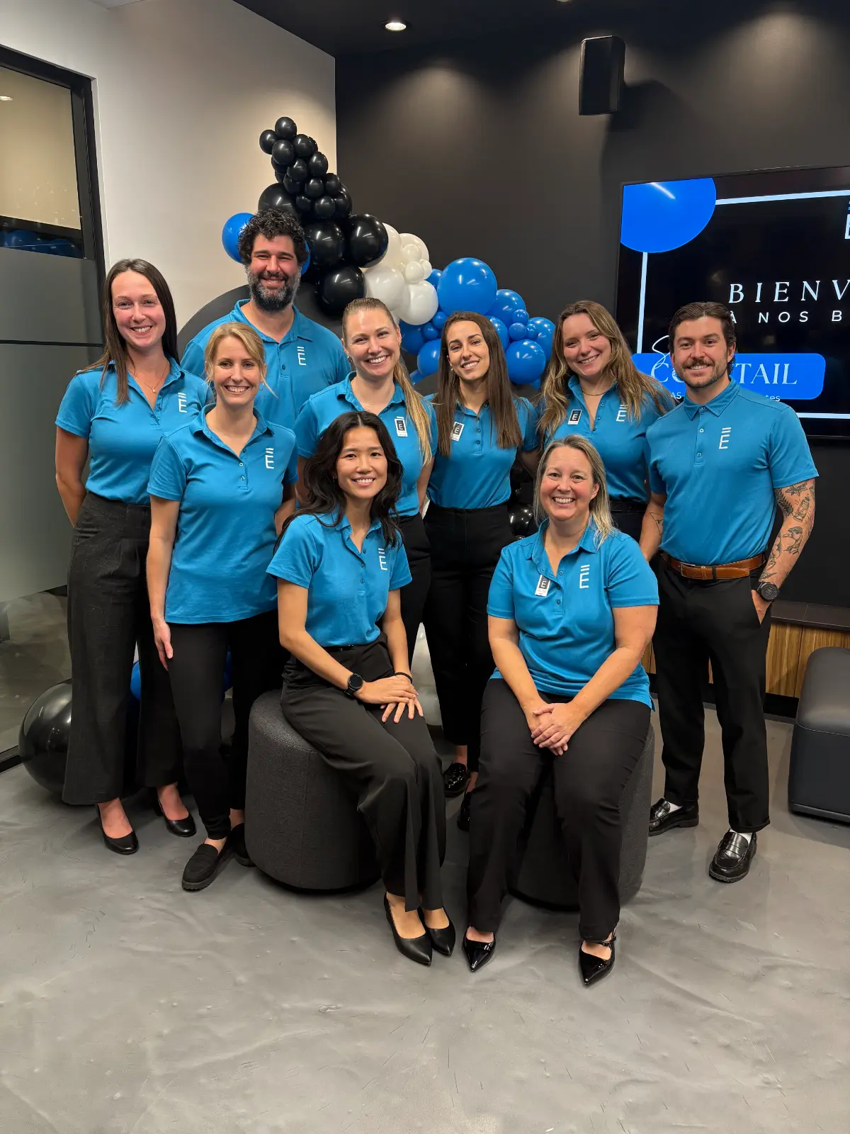 Soirée cocktail universitaire : 5 à 7 avec des étudiant(e)s dans nos nouveaux bureaux.