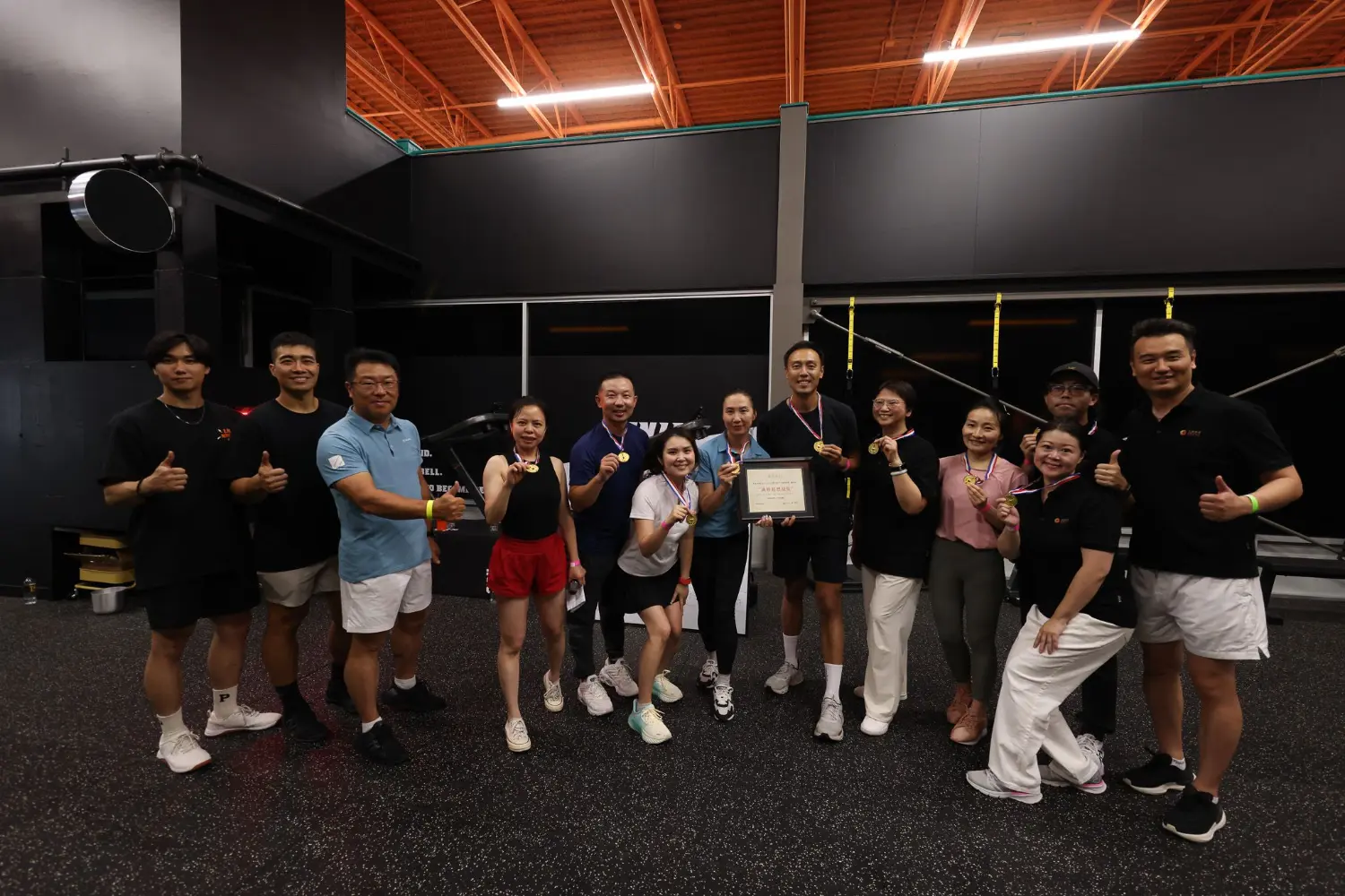 HROX Power Party & Networking Dinner — an afternoon full of movement, an evening of warm connections!