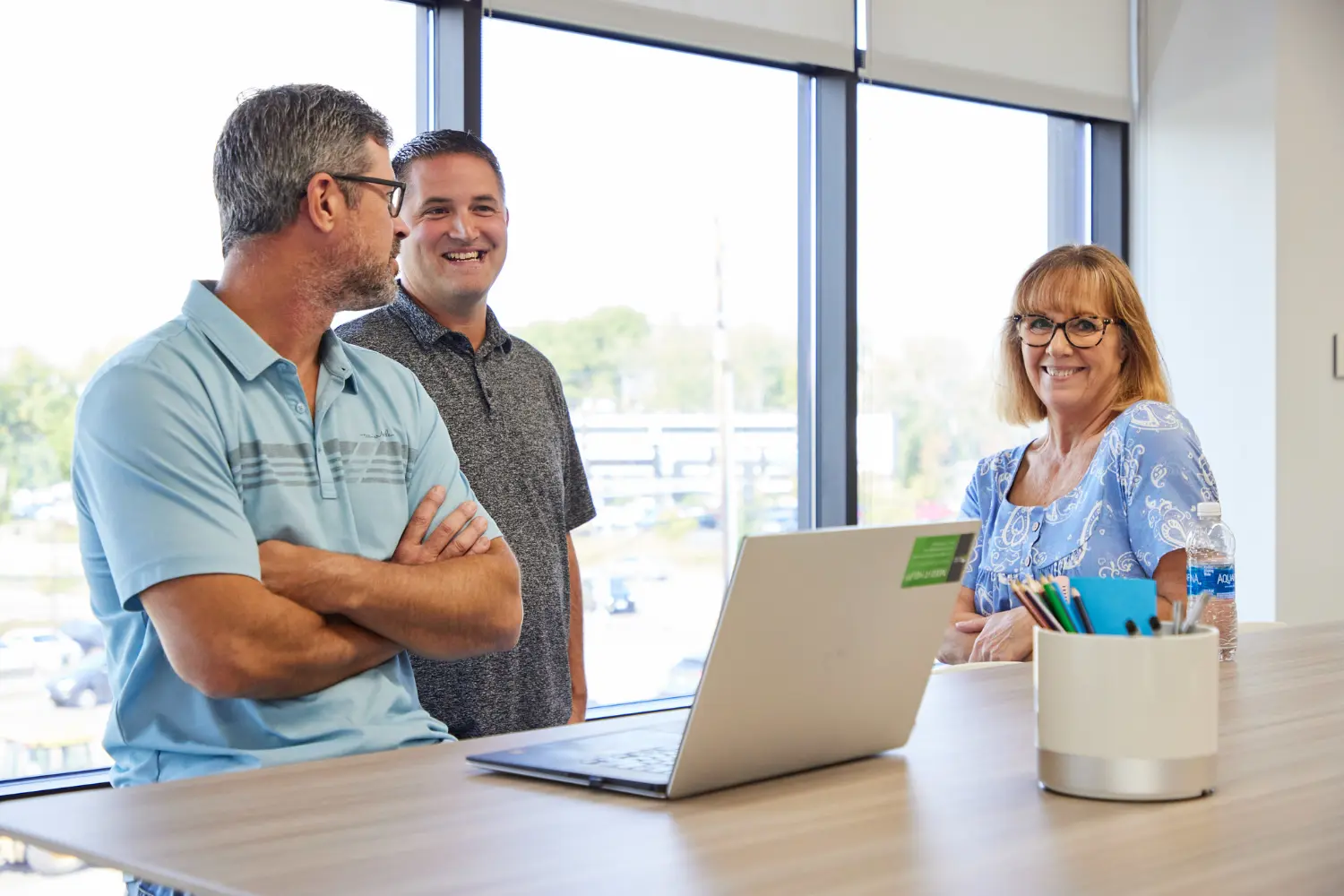 Focused teamwork at the table, where ideas turn into action.
