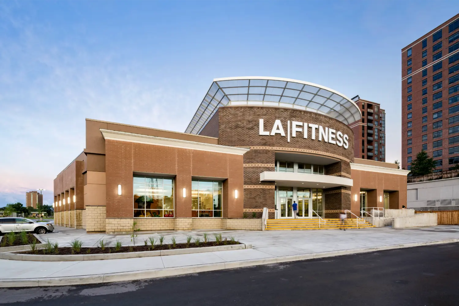LA Fitness Exterior