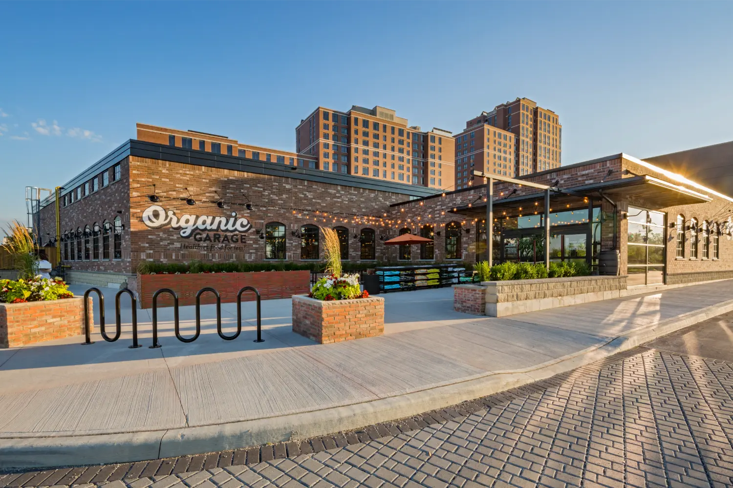 Organic Garage Restaurant