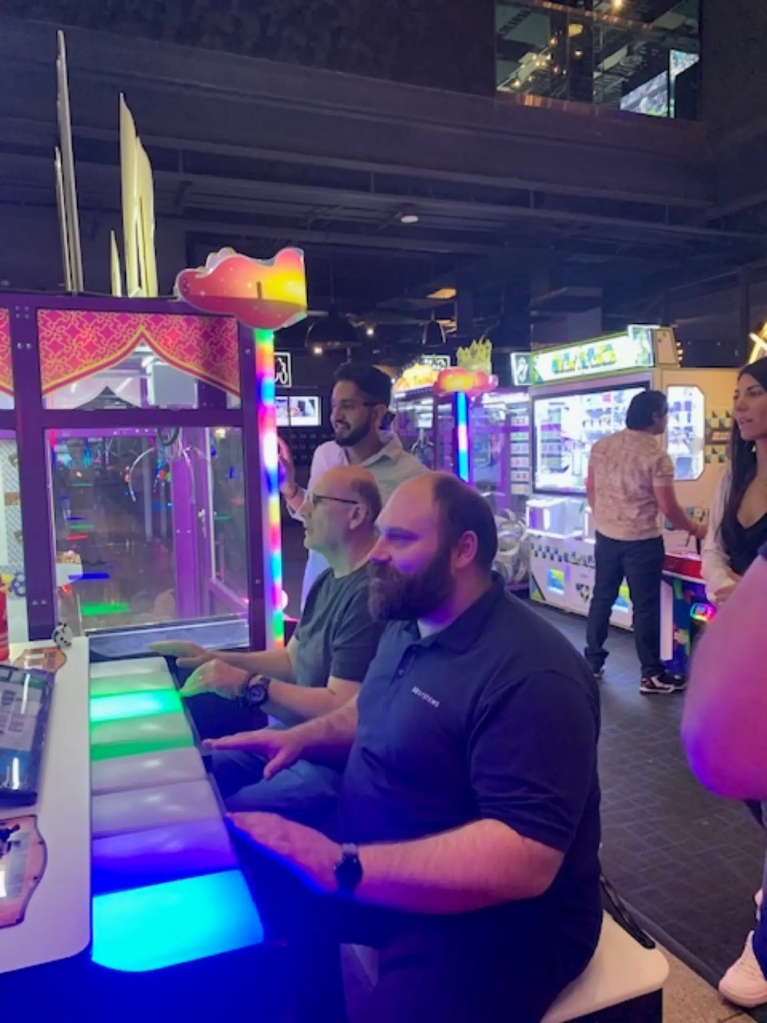 Arcade-Fun-with-the-Mississauga-team