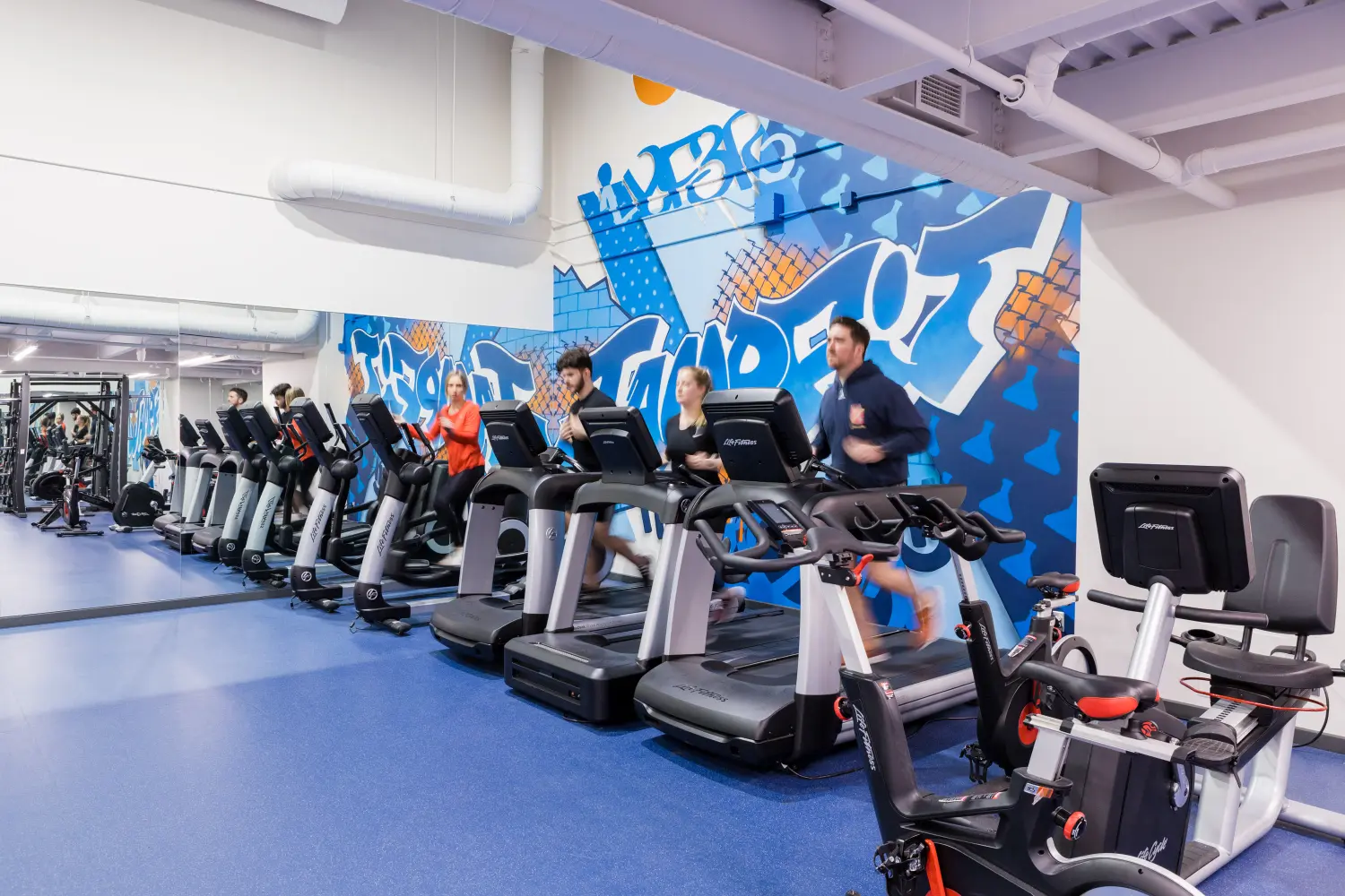 Initiative santé et bien-être : Aménagement d'un gym au siège social de Boucherville