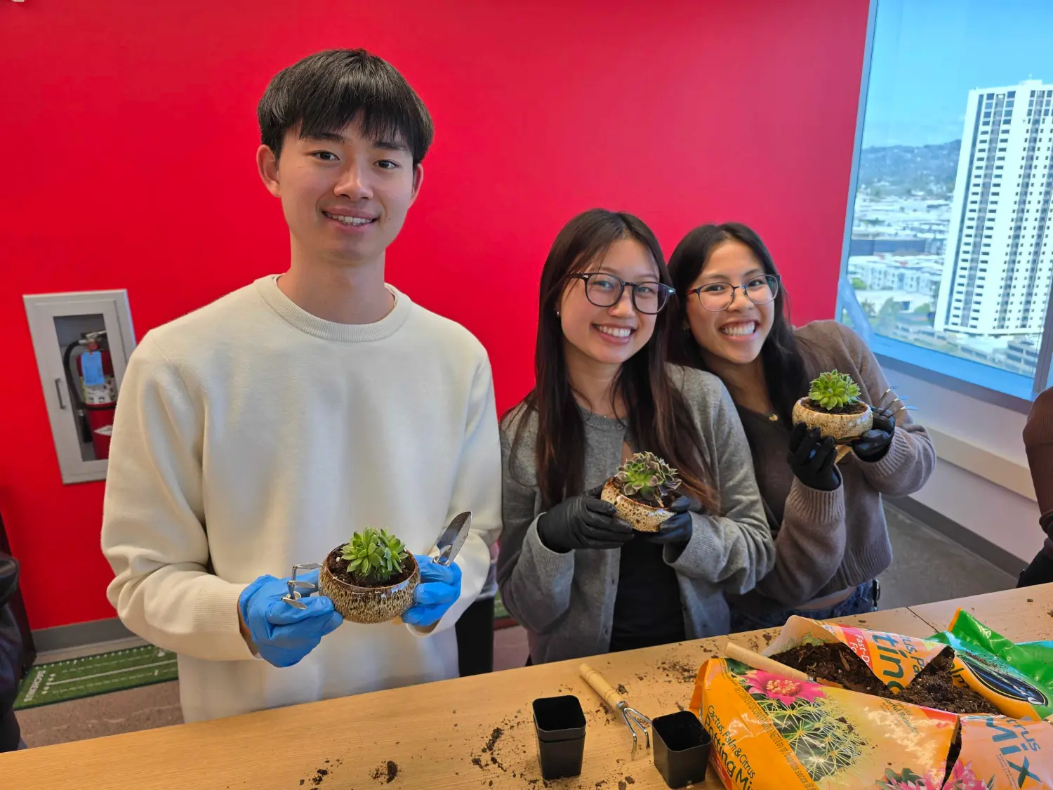 Tanium team celebrates Earth Day!