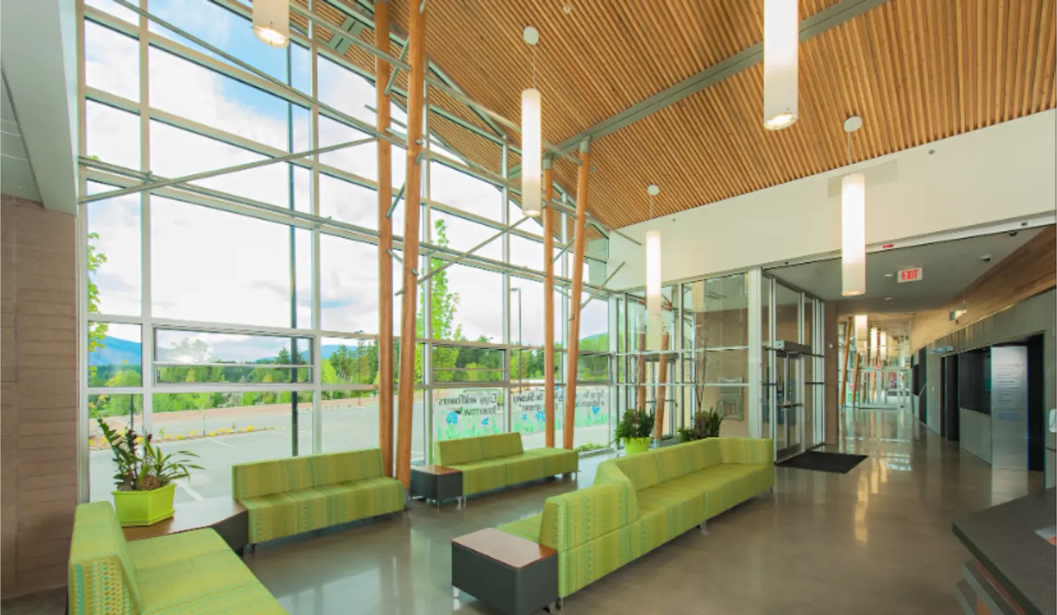 Uptown Salmon Arm - lobby